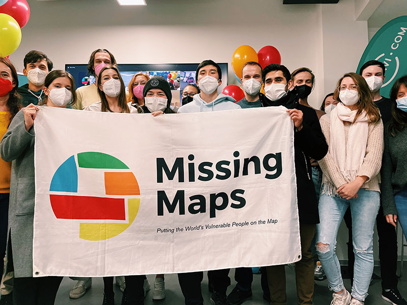 Transitioning from Online Mapathons to In-person: Experiences of Mapathon Organizers